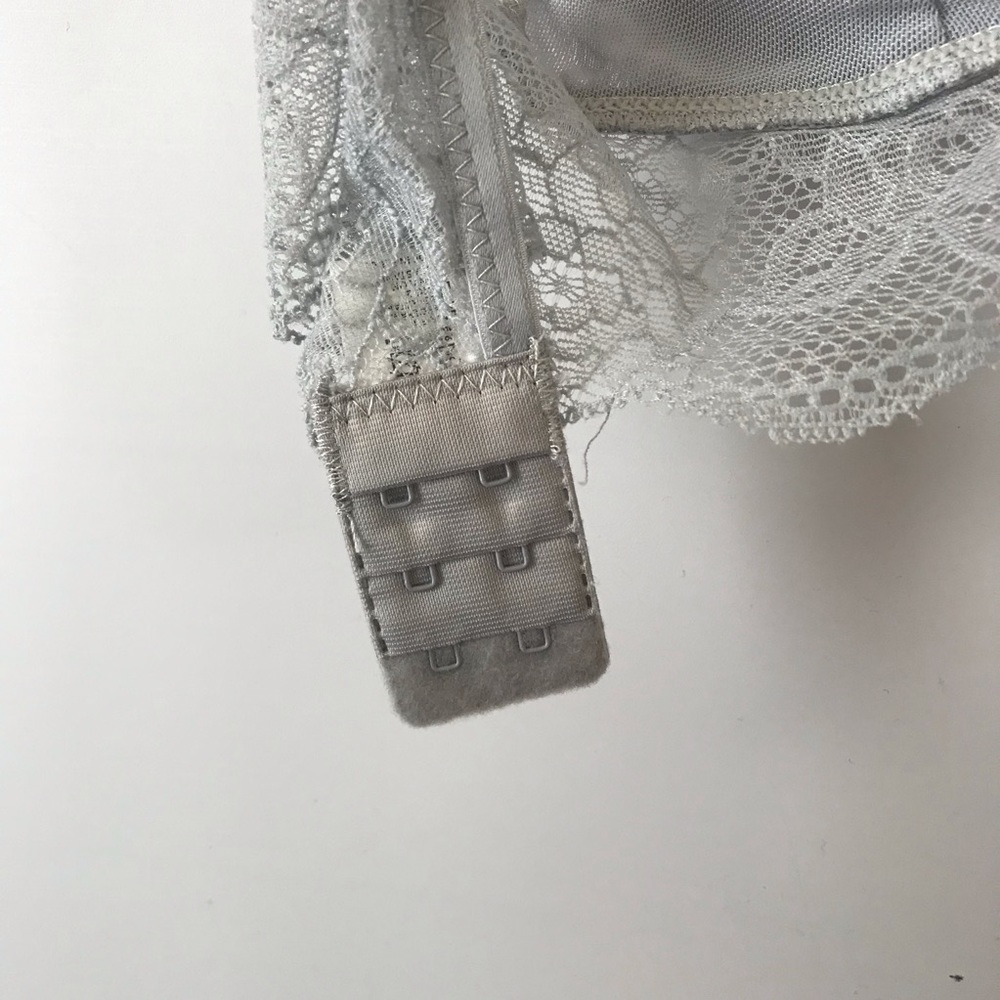 NWOT Brandy Melville Verona Teal Lace Bralette OS - Picture 5 of 7